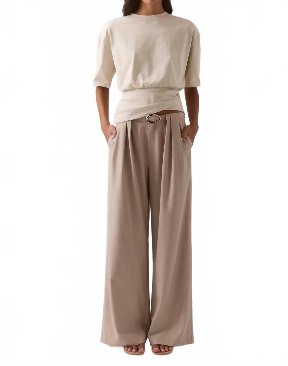 NEW SOVERE delani crew neck tee in beige